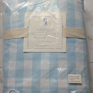 Pottery Barn Light Blue and White Duvet Cover Twin New